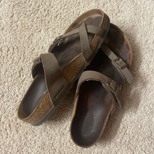 Birkenstock Mayari toe strap sandals